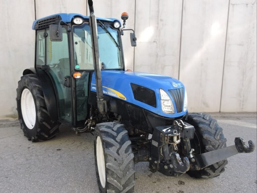 New Holland 4050F foto 3