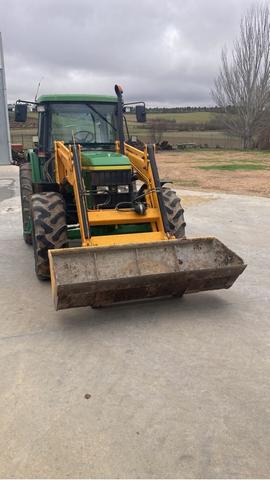 JOHN DEERE – 6610