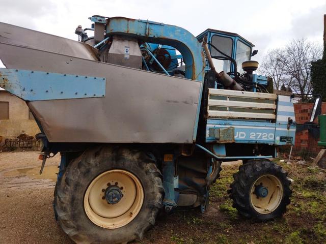 VENDIMIADORA NEW HOLLAND BRAUD 2720