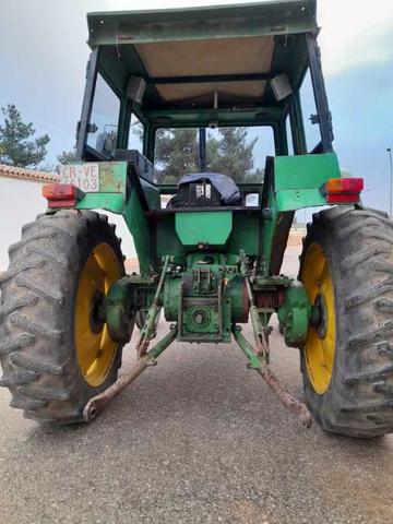 JOHN DEERE – 2450