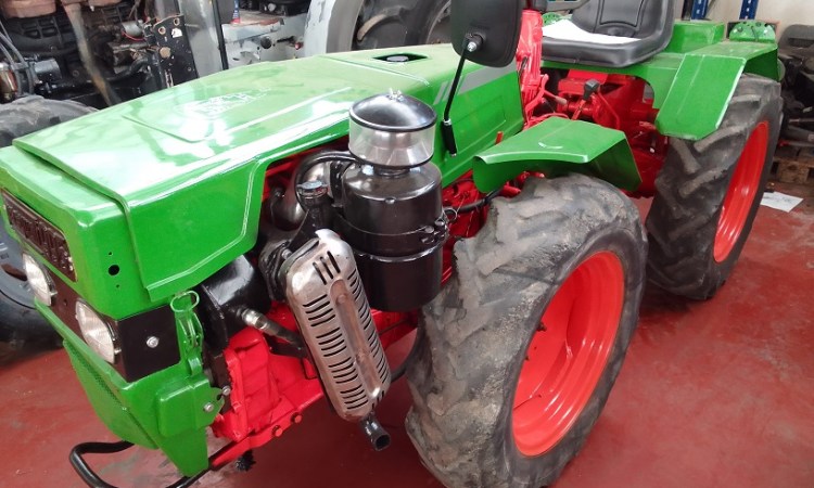 Tractor articulado Pasquali 995 de 36 cv