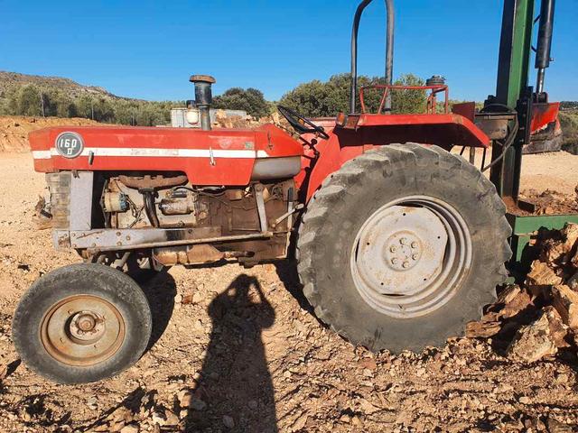 Tractor EBRO 160