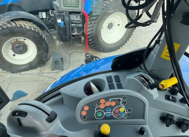 NEW HOLLAND – T 7210 AUTOCOMMAND 50KM