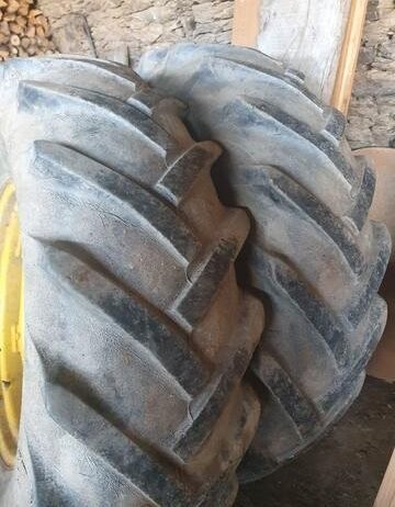 RUEDAS 18,4 15/30