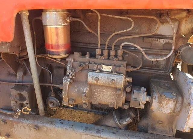 Tractor EBRO 160